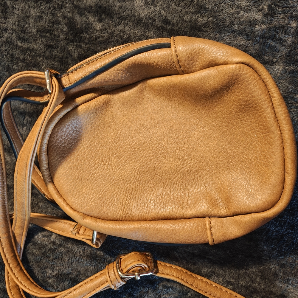 Tan Leather Crossbody Bag